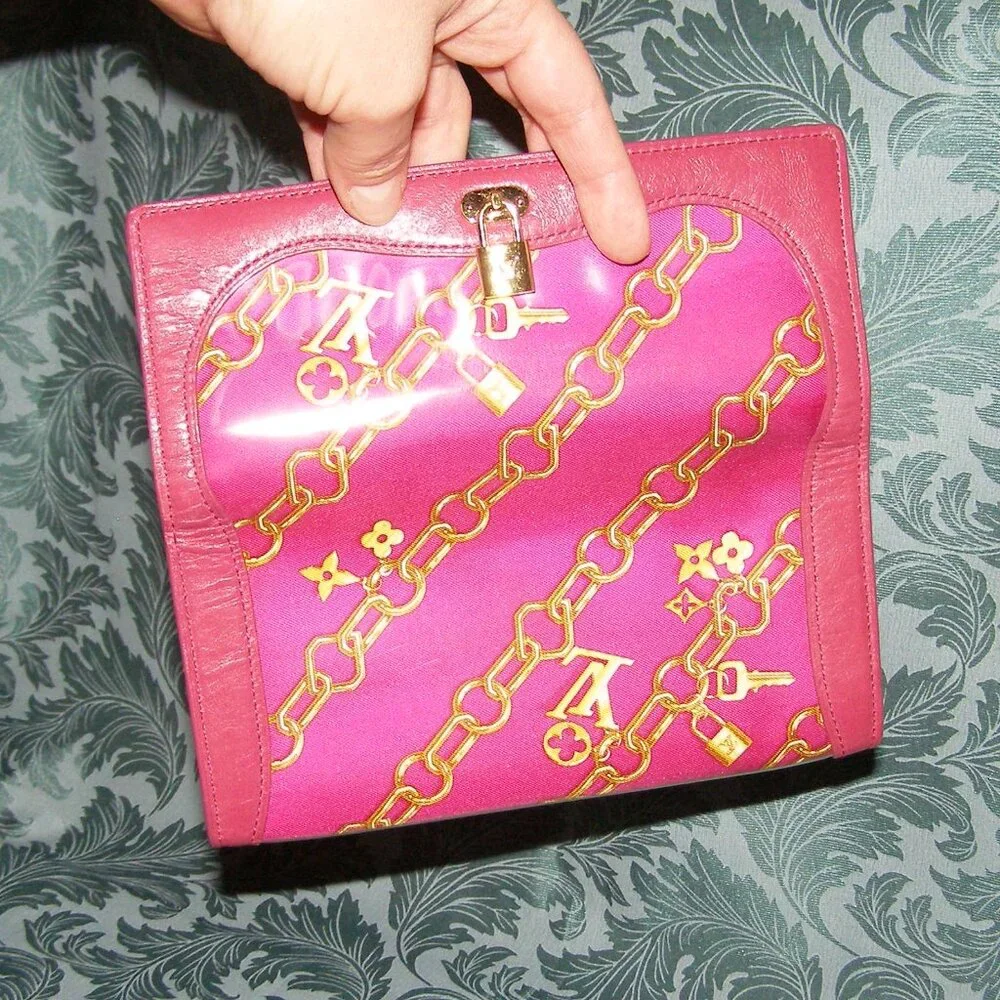 RARE Louis Vuitton LIMITED EDITION Scarf Chain Print Wallet HOT PINK